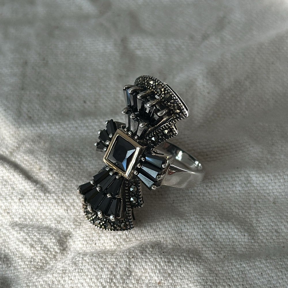 Black Spinel Ring Sz 8 - Picture 2 of 8